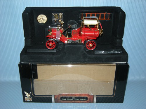   1:18 1914 FORD MODEL T FIRE ENGINE